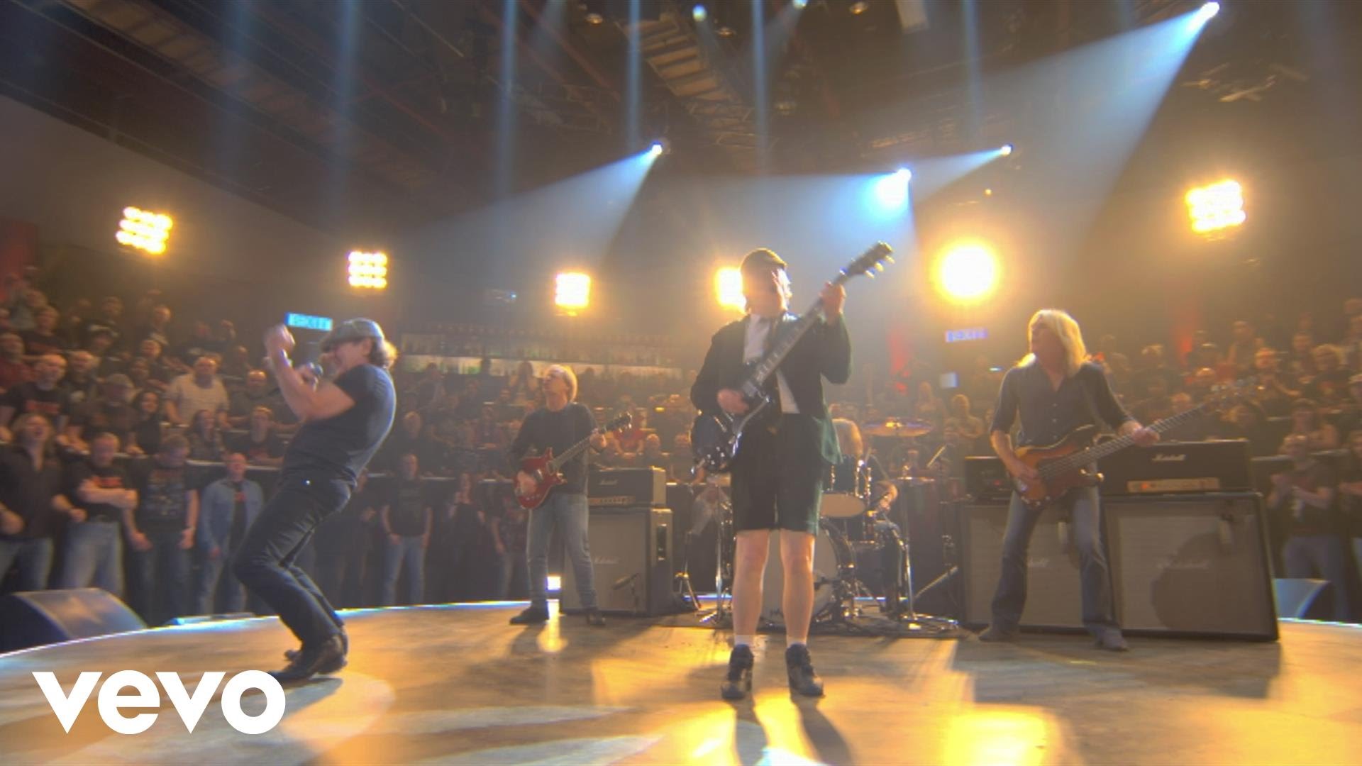 Novo Clip = “AC/DC – Rock or Bust”