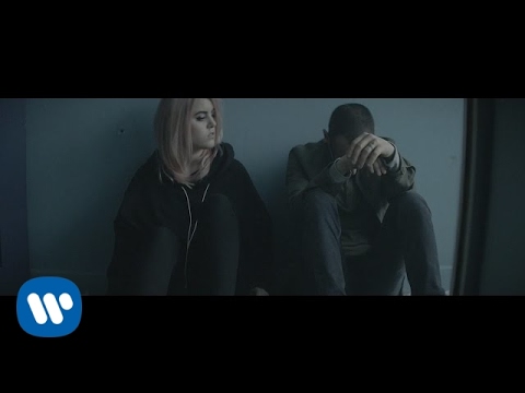 Novo Clip = “Linkin Park – Heavy”