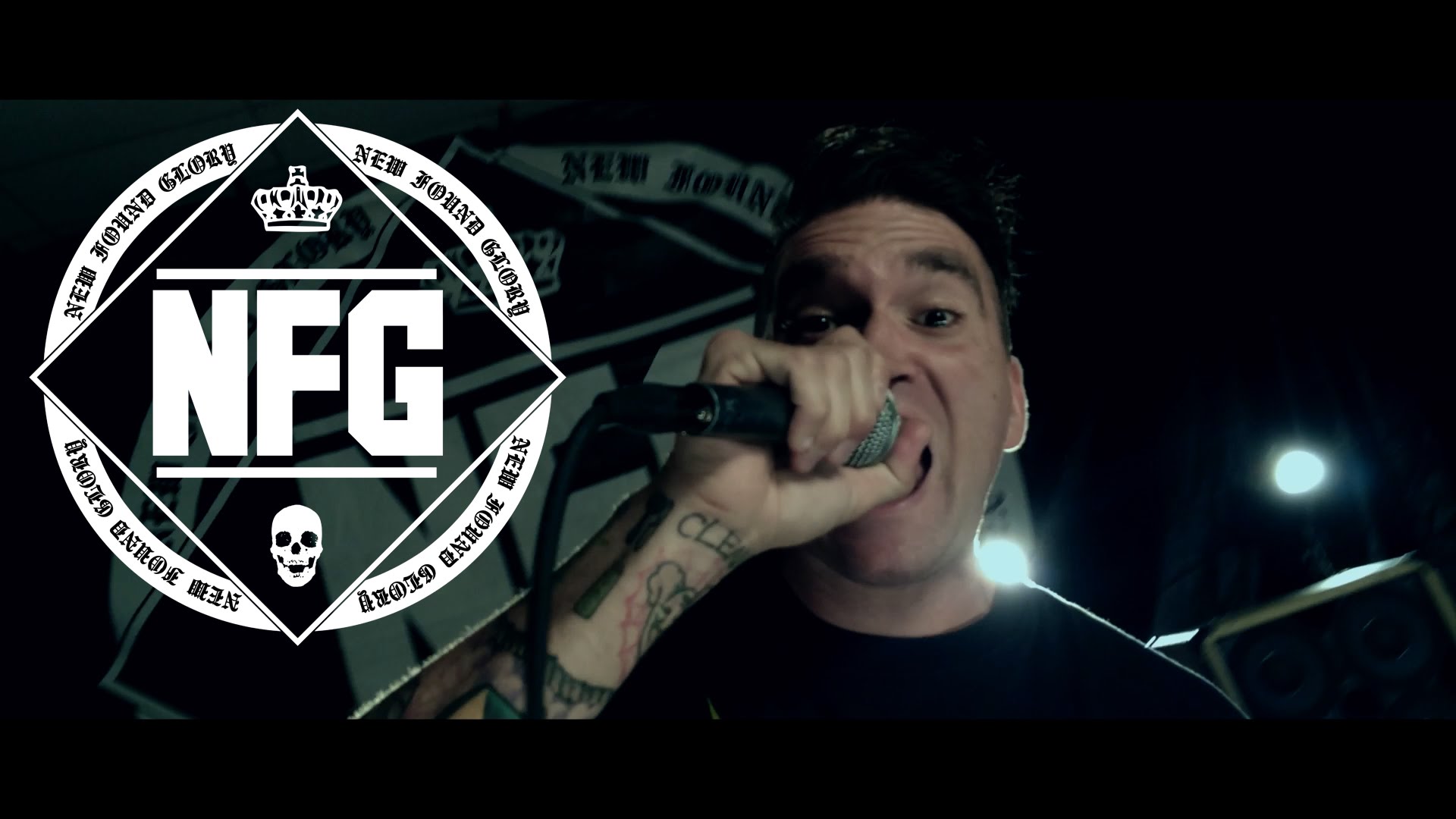 Novo Clip = “New Found Glory – Selfless”