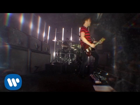 Novo Clip = “Royal Blood – Hook, Line & Sinker”