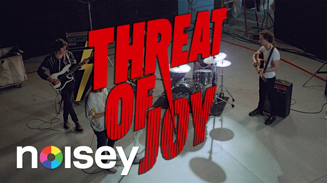 Novo Clip = “The Strokes – Threat of Joy”