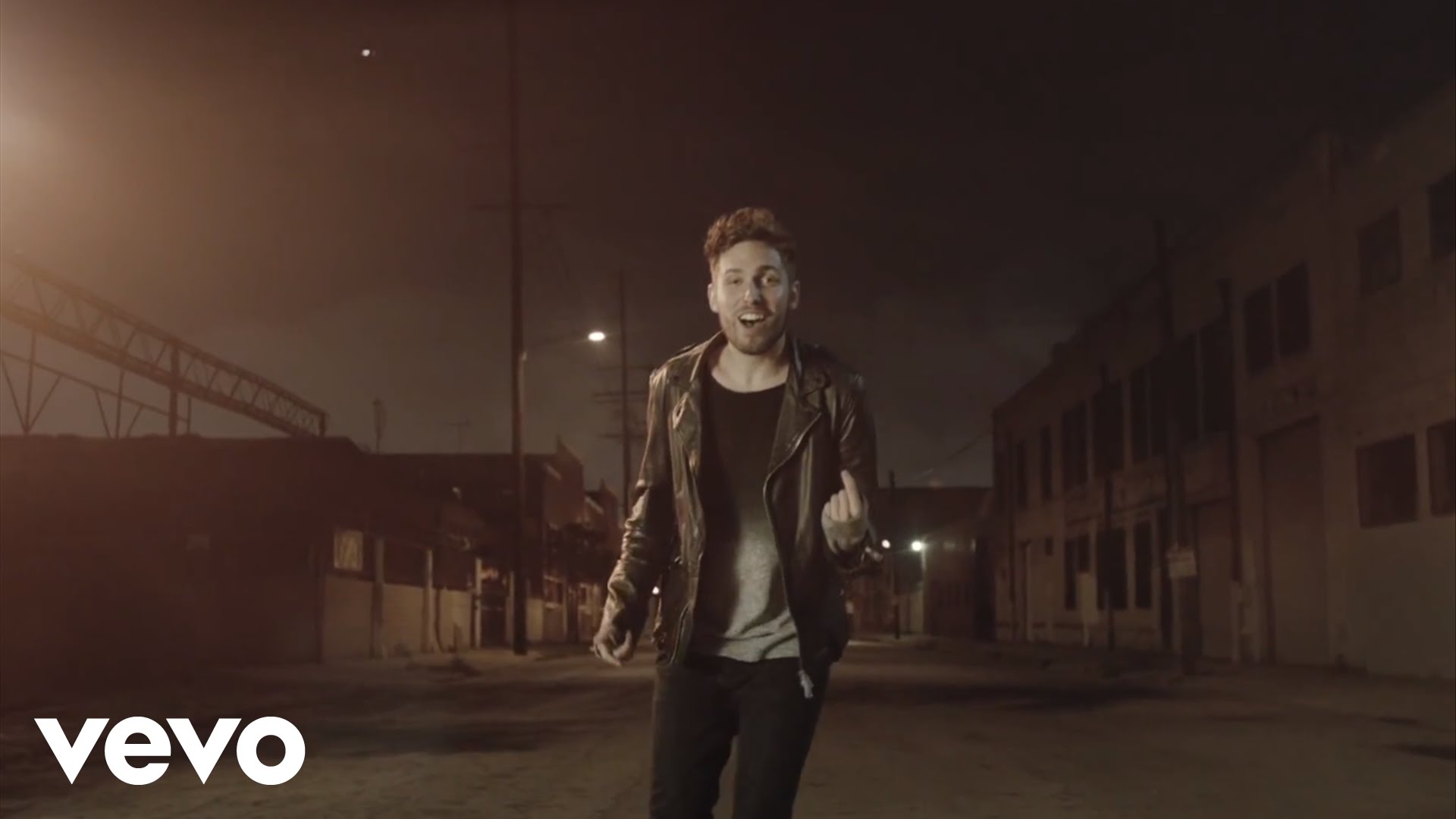 Novo Clip = “You Me At Six – Lived A Lie”