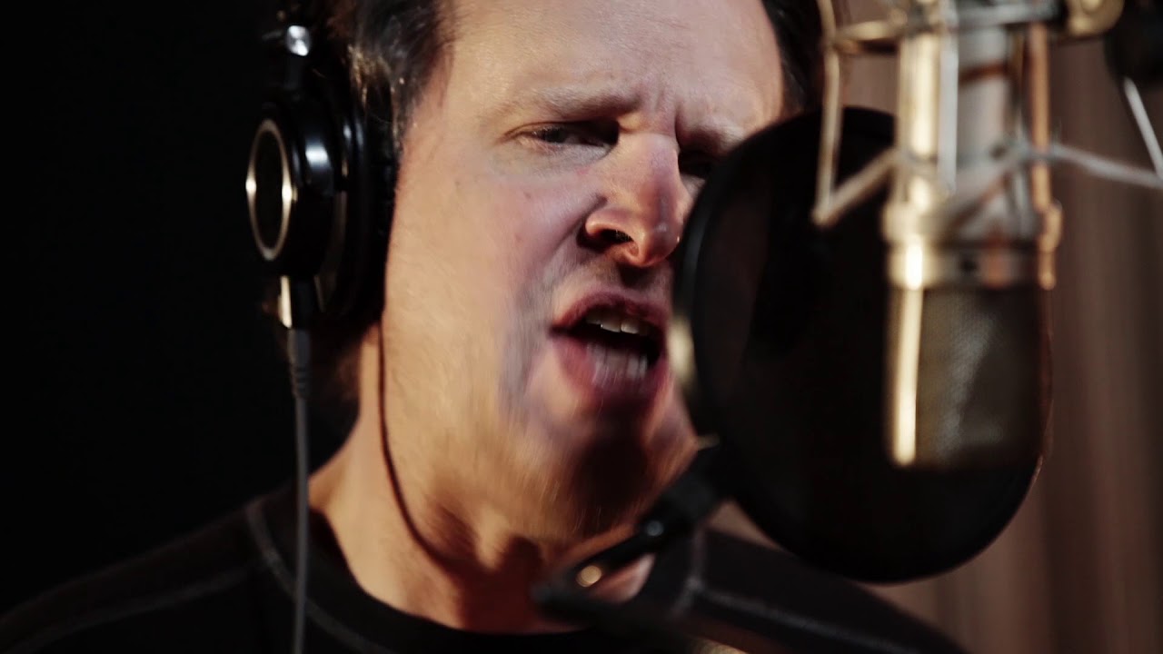 Novo Clip = “Joe Bonamassa – Just ‘Cos You Can Don’t Mean You Should”