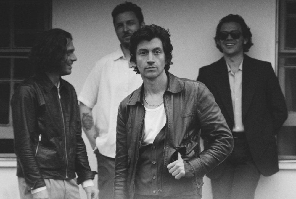 Arctic Monkeys: A banda inglesa completa 20 anos e lança ‘The Car’ seu 7º álbum de estúdio. Ouça!