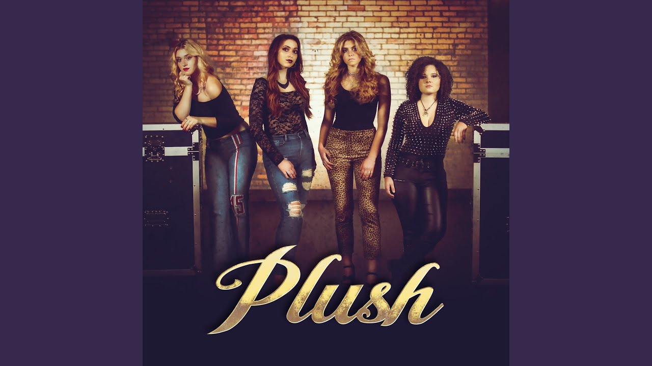 Nova Música = “Plush – Athena”