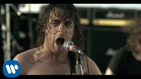 Novo Clip = “Airbourne – No Way But The Hard Way”