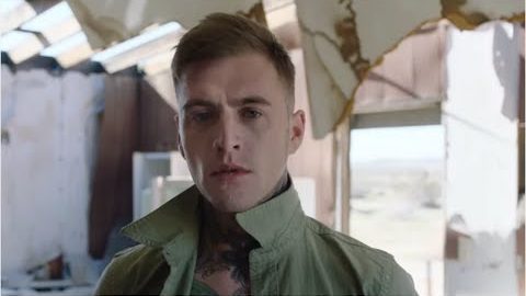 Novo Clip = “Highly Suspect – Serotonia”