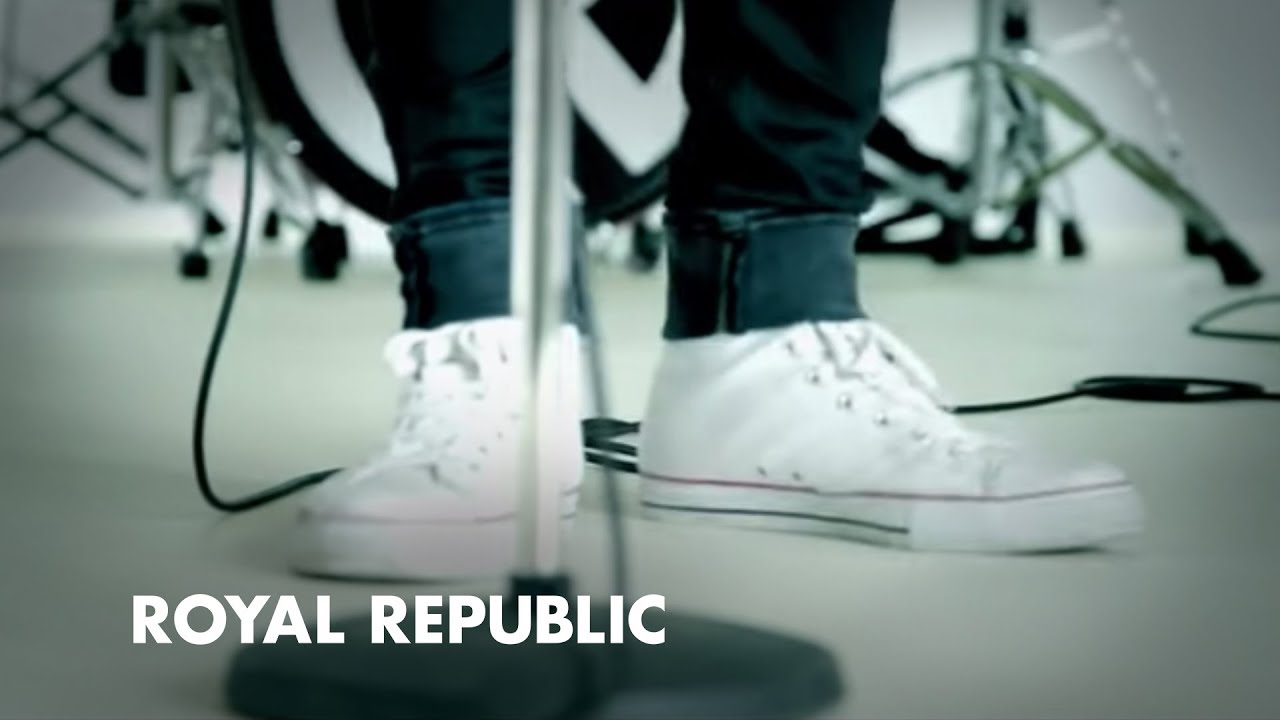 Novo Clip = “Royal Republic – Addictive”