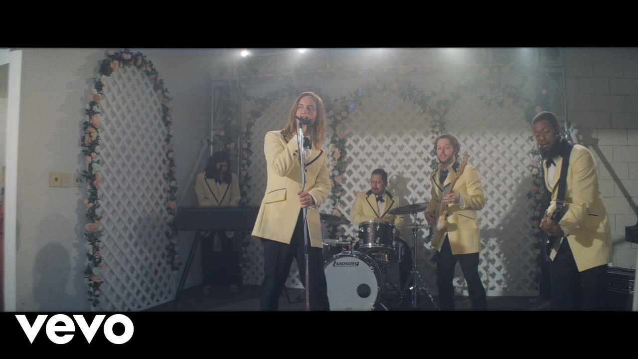 Novo Clip = “Tame Impala – Lost in Yesterday”