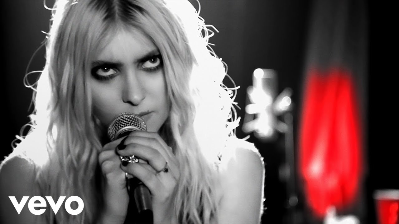 Novo Clip = “The Pretty Reckless – Take Me Down”