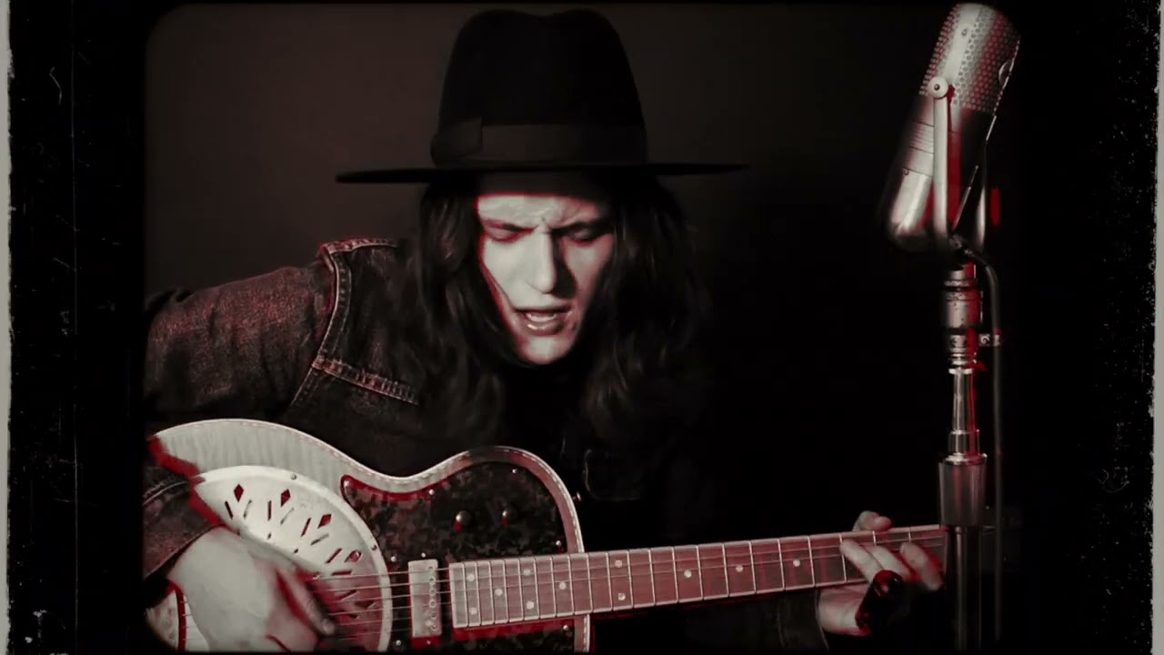 Novo Clip = “Tyler Bryant & The Shakedown – Ain’t None Watered Down”