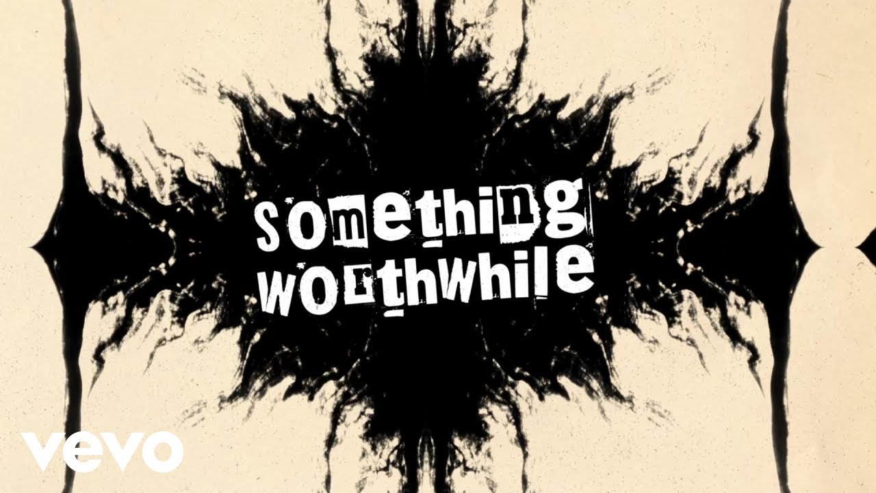 Novo Lyric Video = “Pretty Vicious – Something Worthwhile”